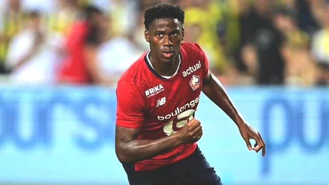 Fenerbahçe'nin Bir Numaralı Hedefiydi: Jonathan David İmzaya Koşuyor - Resim: 3