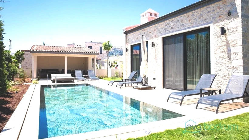 Tatilciler için zor zamanlar: Otel yerine villa kiralamak da zorlaştı! İlçe ilçe fiyat listesi - Resim: 5