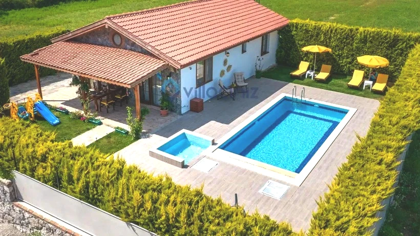 Tatilciler için zor zamanlar: Otel yerine villa kiralamak da zorlaştı! İlçe ilçe fiyat listesi - Resim: 3
