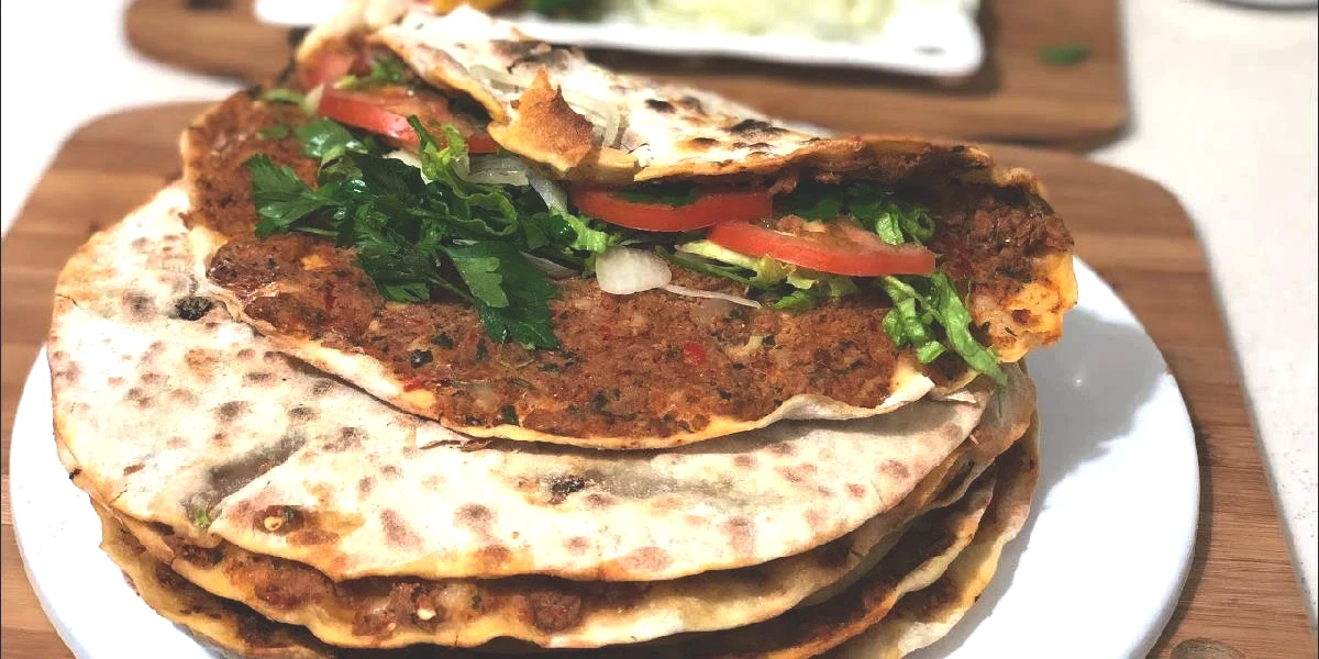 lahmacun-1.jpg